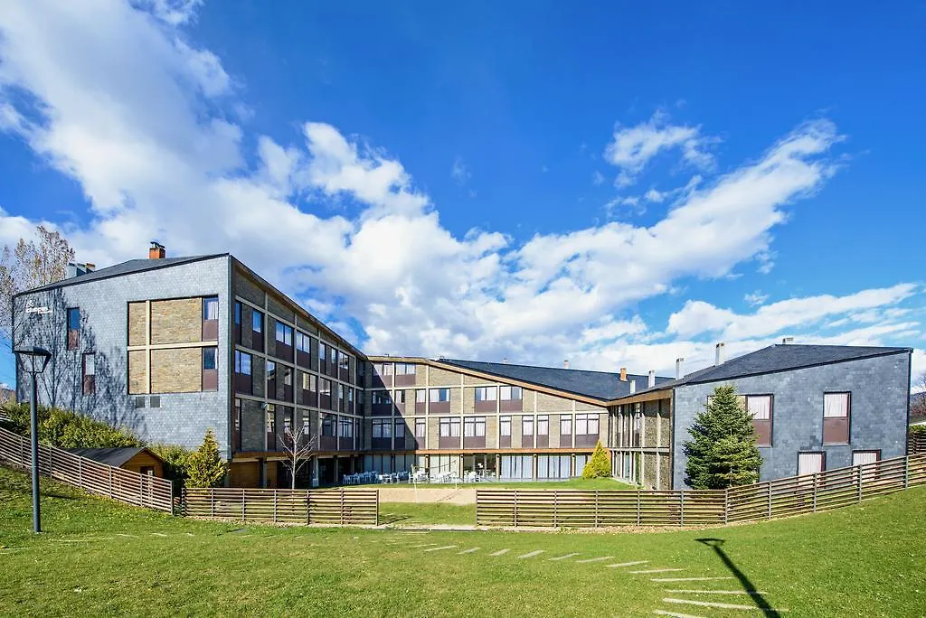 Campus Cerdanya contacts